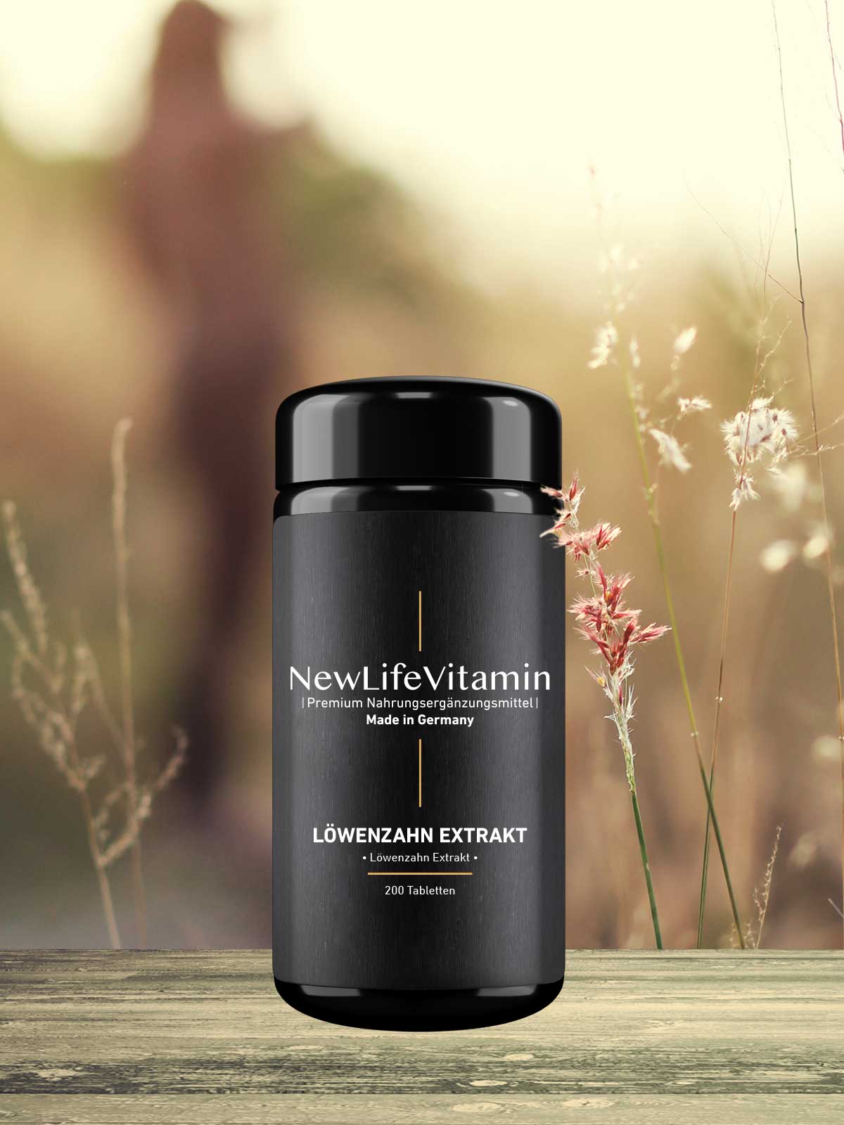 Produktbild Löwenzahn Extrakt in einem Violettglas von Newlifevitamin auf einem Tisch